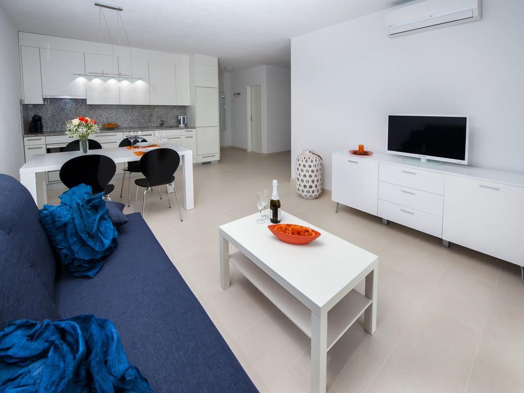 Apartments Anamar Rovinj Exterior photo