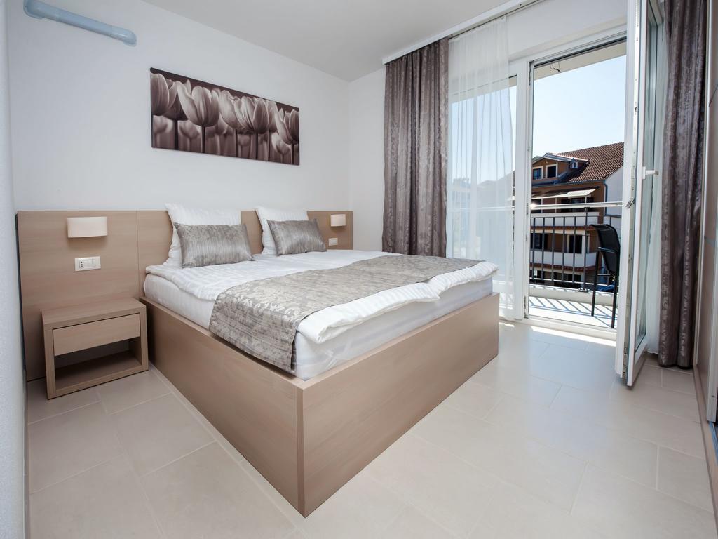 Apartments Anamar Rovinj Exterior photo