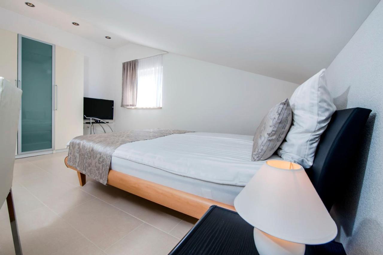 Apartments Anamar Rovinj Exterior photo